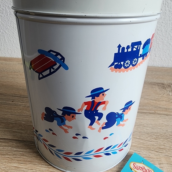 VINTAGE Pennsylvania Dutch Amish White Schoolyard Round Tin Lidded Canister - Picture 7 of 11